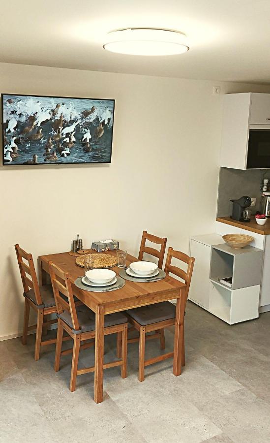 Apartman Na Kraji Lesa Янов-над-Нисоу Экстерьер фото